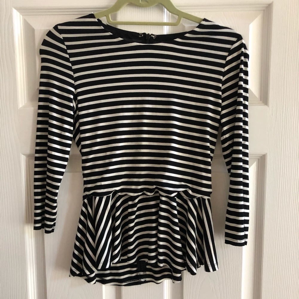 Vince Camuto top